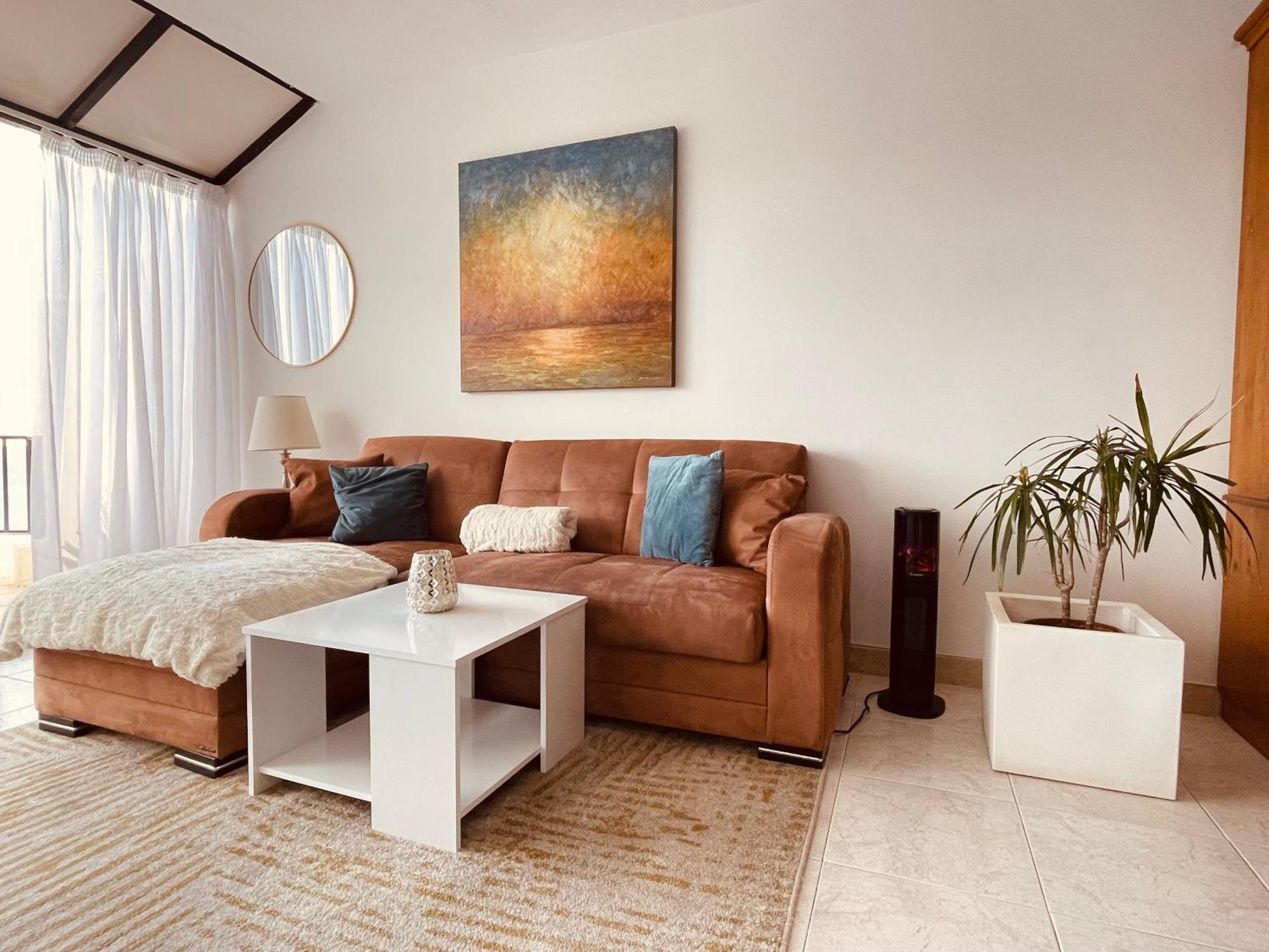 Seafront Apartment Terrace, Lounger & Panoramic Ocean Views Mellieha Bagian luar foto